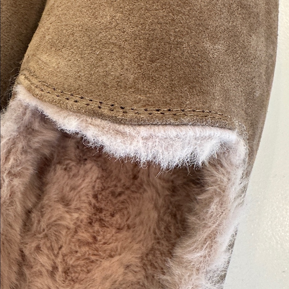 New Aquatalia Taupe Soft Suede , Romie Faux Fur Lined Loafers. Size 6. - Picture 8 of 8